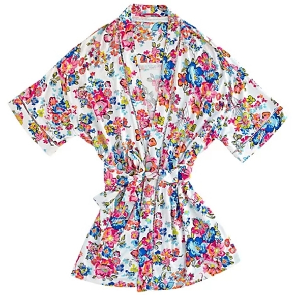 Vera Bradley Other - Vera Bradley Pretty Heather Wrap Poises Rope